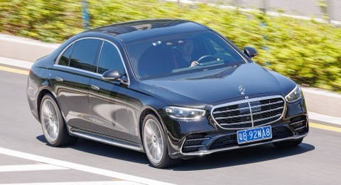 W223 view 4